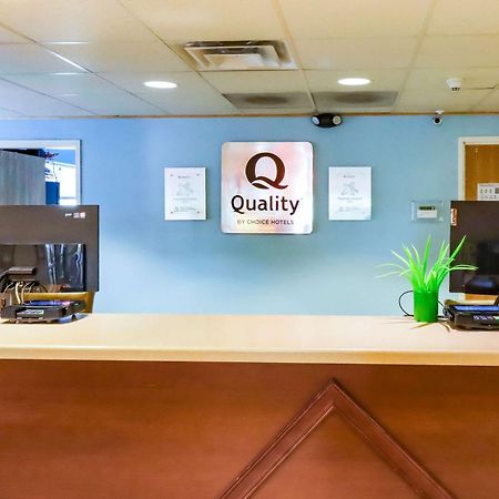 Quality Inn & Suites Sequim At Olympic National Park Exterior foto