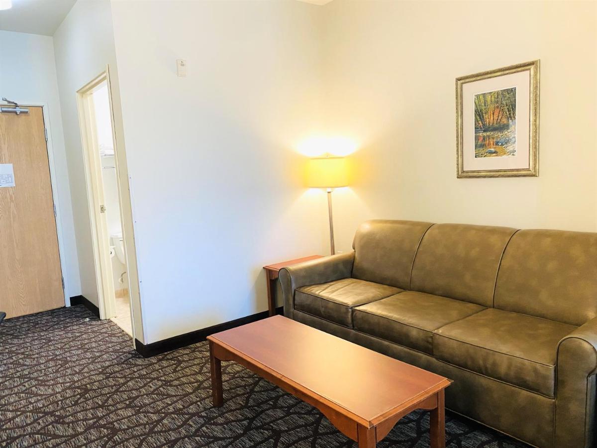 Quality Inn & Suites Sequim At Olympic National Park Exterior foto