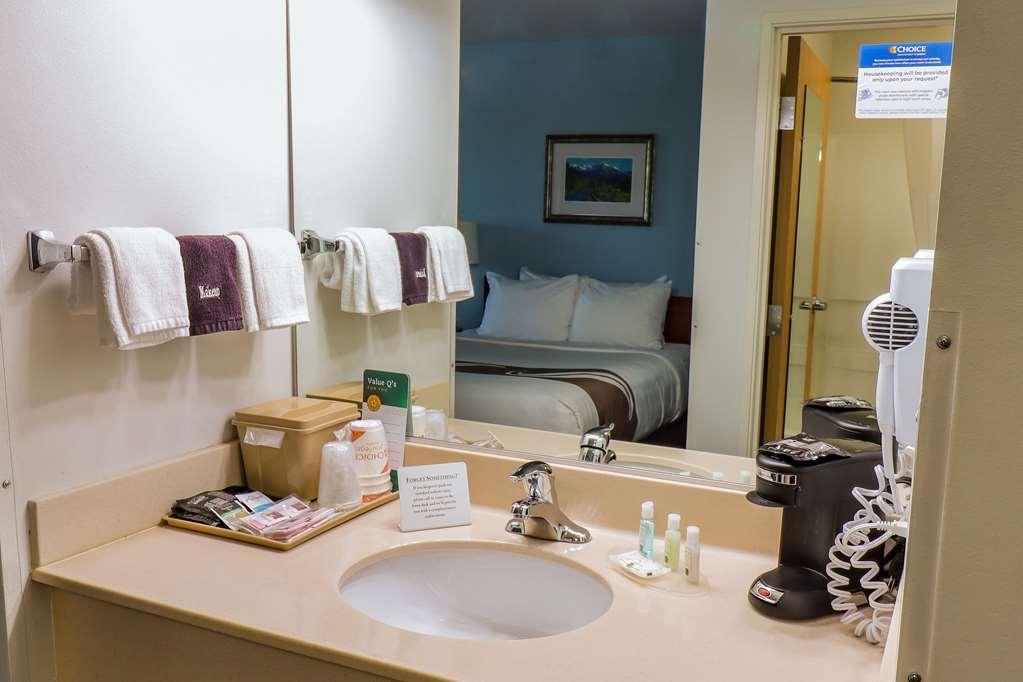 Quality Inn & Suites Sequim At Olympic National Park Exterior foto