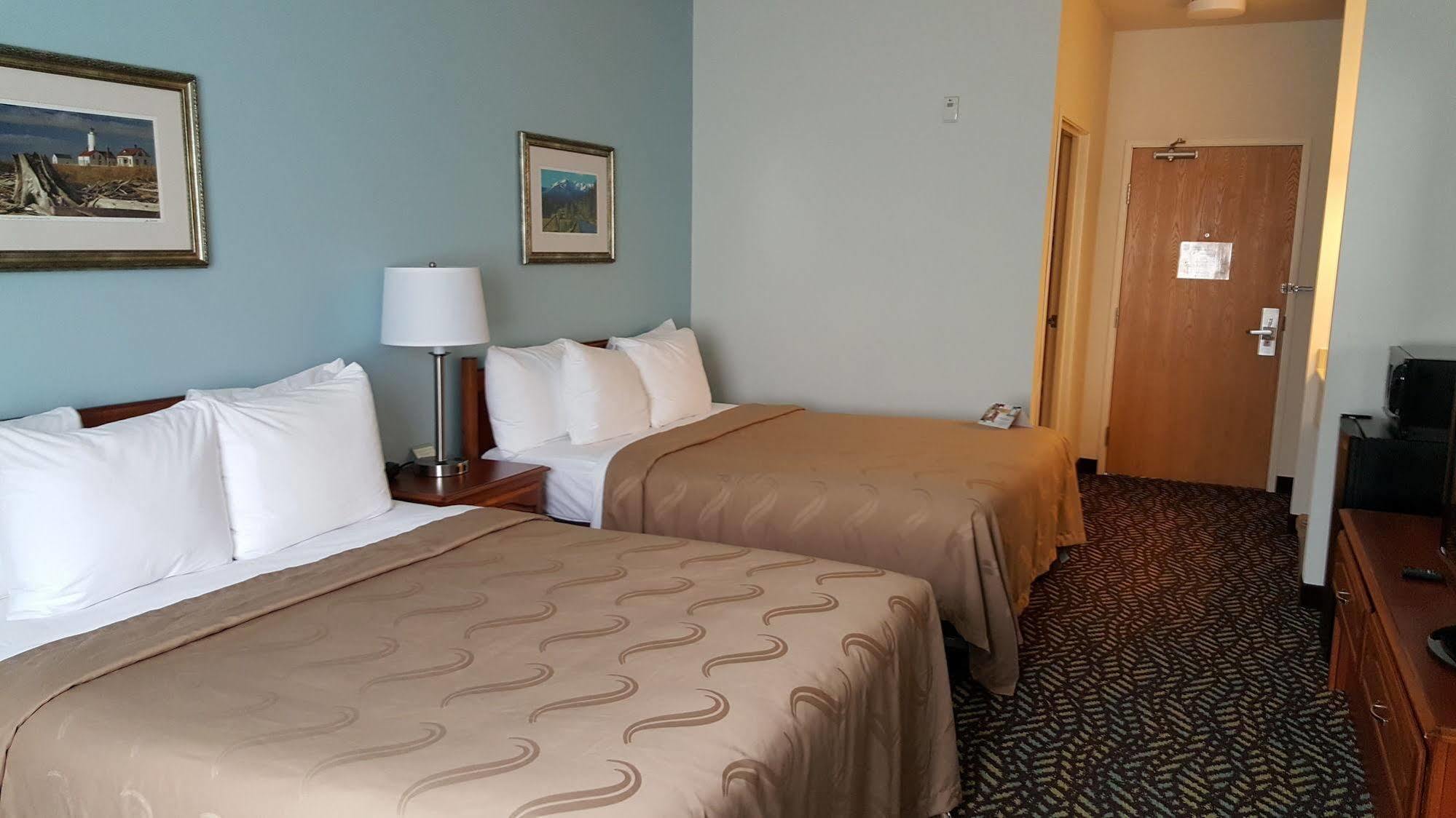 Quality Inn & Suites Sequim At Olympic National Park Exterior foto